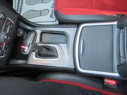 Used 2020 Dodge Charger Scat Pack w/ Dynamics Package RWD image 26