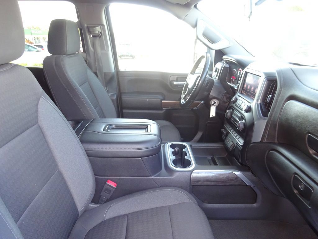 Certified 2023 Chevrolet Silverado 2500 LT AWD/4WD image 16