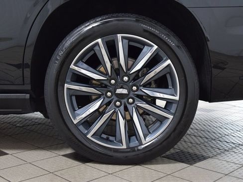 Used 2024 Cadillac Escalade Sport Platinum w/ Heavy-Duty Trailer Package AWD/4WD image 29