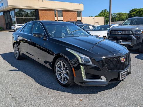 Used 2019 Cadillac CTS Luxury RWD image 7