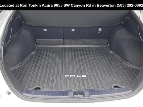 Used 2018 Toyota Prius Three w/ Advanced Technology Package FWD image 13