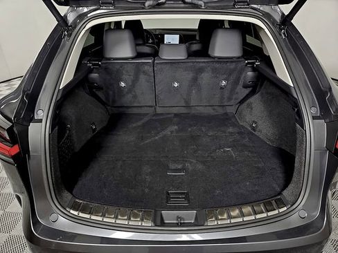 Used 2025 Lexus NX 250 FWD w/ Towing Package (2000 Lbs) image 32