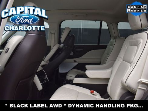 Used 2023 Lincoln Aviator Black Label w/ Jet Package image 13
