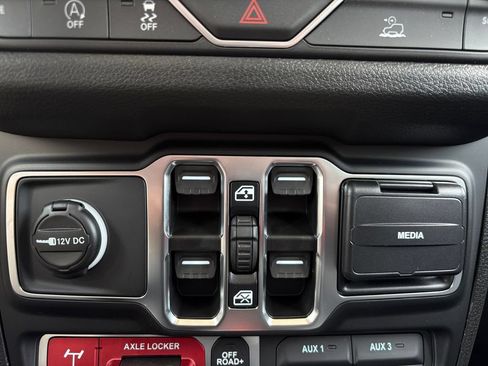 New 2026 Jeep Wrangler Unlimited Sport AWD/4WD image 12