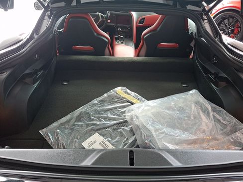 Used 2016 Chevrolet Corvette Z06 w/ 3LZ Preferred Equipment Group RWD image 27