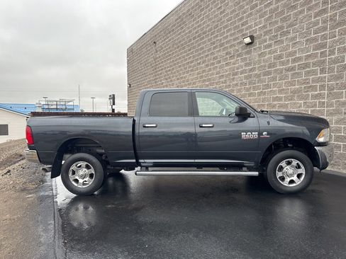 Used 2018 RAM 2500 Big Horn image 5