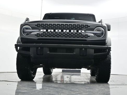 Used 2023 Ford Bronco Badlands image 40