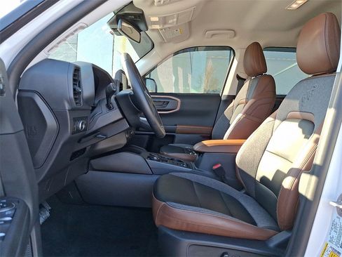 Used 2024 Ford Bronco Sport Outer Banks image 14