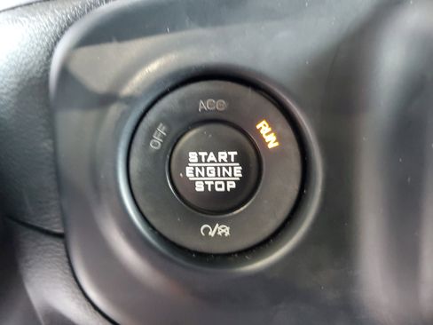 Used 2020 Jeep Wrangler Unlimited Sport AWD/4WD image 31