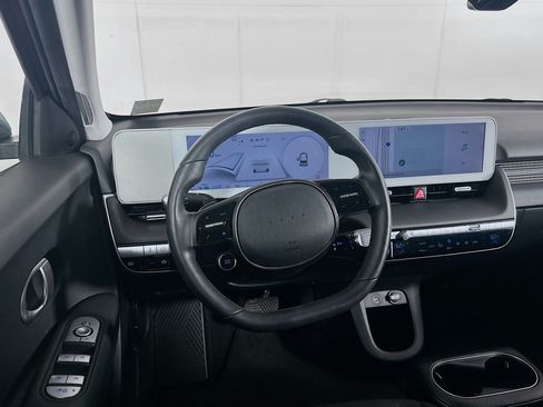 Used 2024 Hyundai Ioniq 5 SEL RWD image 18