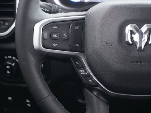 Used 2025 RAM 1500 Big Horn AWD/4WD image 18