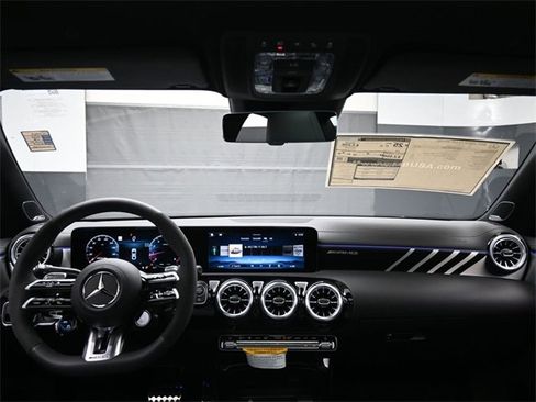 New 2025 Mercedes-Benz CLA 35 AMG 4MATIC image 9