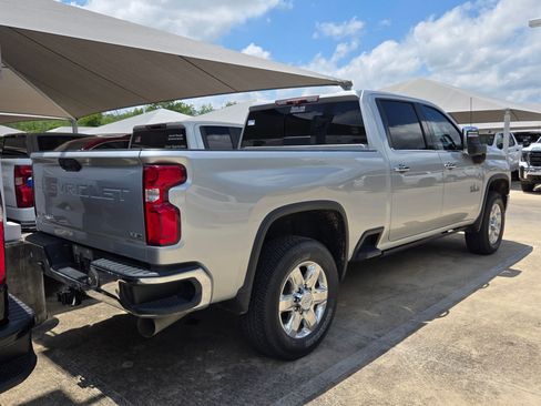 Used 2020 Chevrolet Silverado 2500 LTZ w/ LTZ Texas Edition AWD/4WD image 8