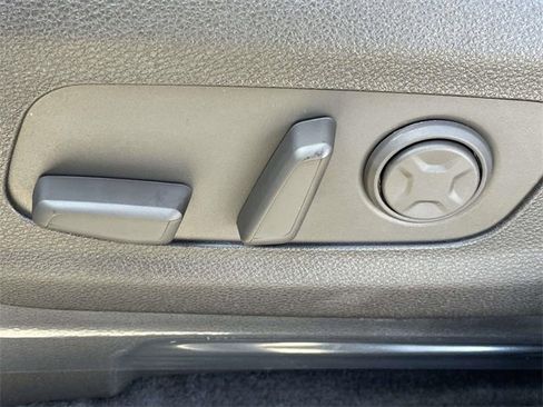 New 2026 Kia Carnival EX image 29