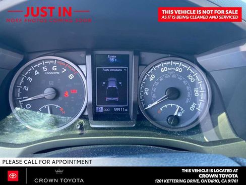 Used 2020 Toyota Tacoma TRD Sport w/ Technology Package RWD image 10
