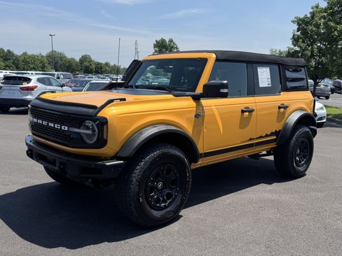 Used 2022 Ford Bronco Wildtrak image 36