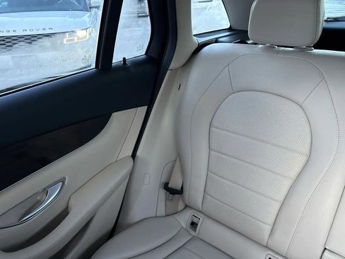Used 2019 Mercedes-Benz GLC 300 4MATIC image 56