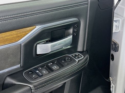 Used 2024 RAM 2500 Laramie image 15
