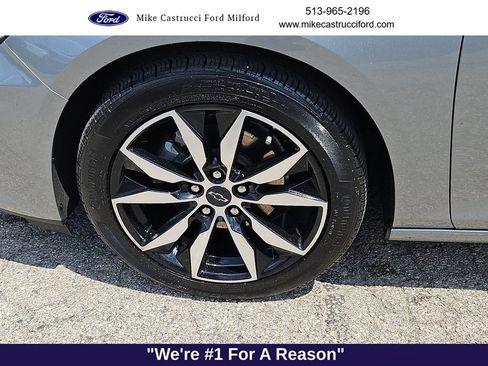 Used 2024 Chevrolet Malibu RS FWD image 9