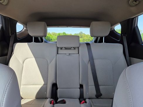 Used 2018 Hyundai Santa Fe Sport FWD image 30