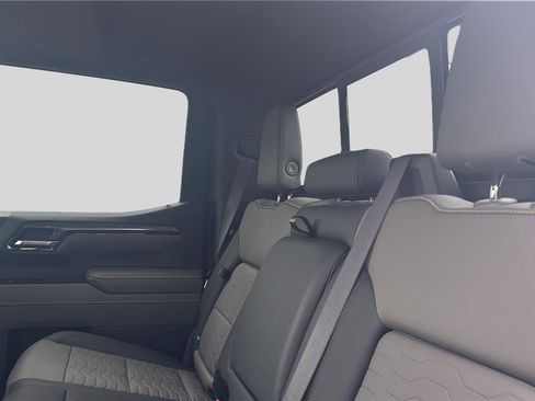 Used 2023 Chevrolet Silverado 1500 ZR2 w/ Technology Package image 19