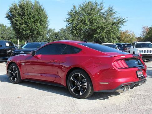 Used 2022 Ford Mustang GT image 4