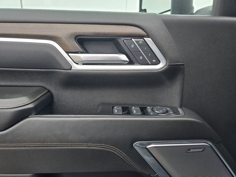 Used 2025 Chevrolet Silverado 2500 High Country w/ High Country Premium Package image 13