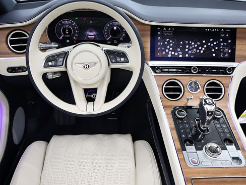 New 2026 Bentley Continental GTC AWD/4WD image 18