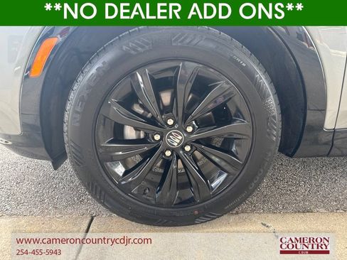 Used 2024 Buick Envista Sport Touring w/ Convenience II Package FWD image 13
