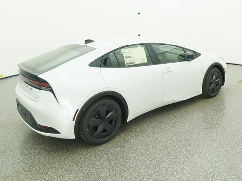 New 2026 Toyota Prius LE image 9