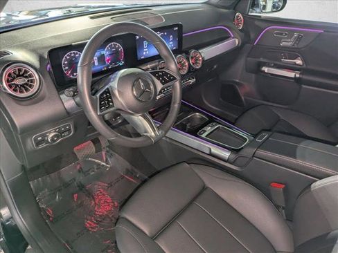 Certified 2025 Mercedes-Benz GLB 250 4MATIC image 13