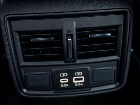 Certified 2026 Subaru Forester Premium image 28