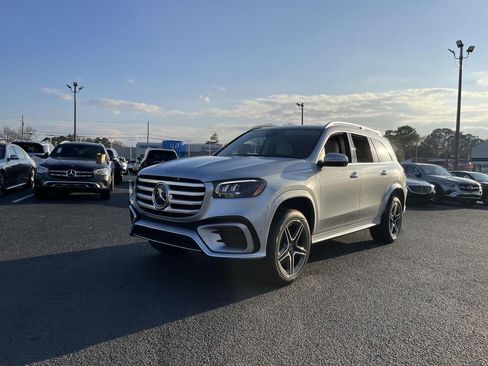 Used 2025 Mercedes-Benz GLS 450 GLS  450 image 3