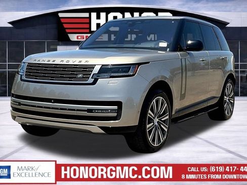 Used 2023 Land Rover Range Rover SE AWD/4WD image 4
