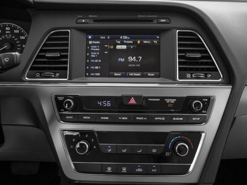 Used 2017 Hyundai Sonata SE FWD image 13