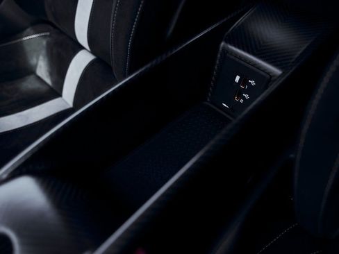 Used 2021 McLaren 765LT image 57