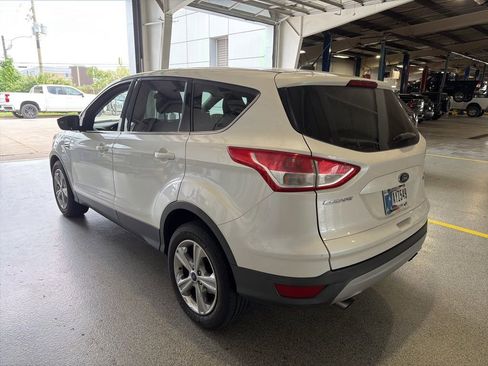 Used 2014 Ford Escape SE FWD image 4