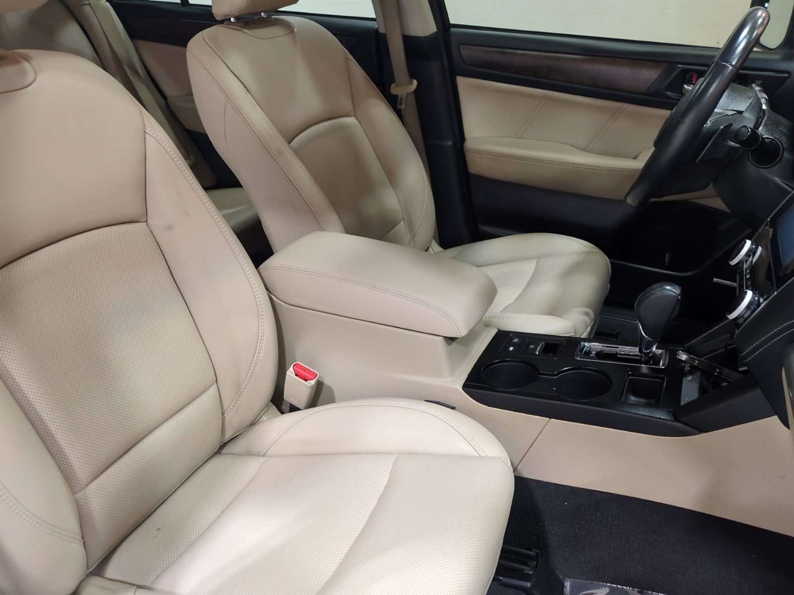 Used 2018 Subaru Outback 2.5i Limited AWD/4WD image 12