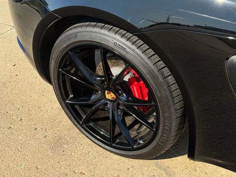 Used 2024 Porsche 718 Cayman S image 27