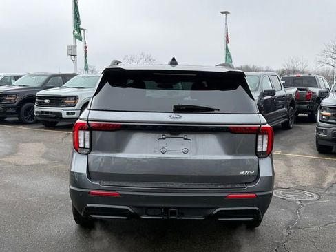 New 2026 Ford Explorer ST-Line image 7