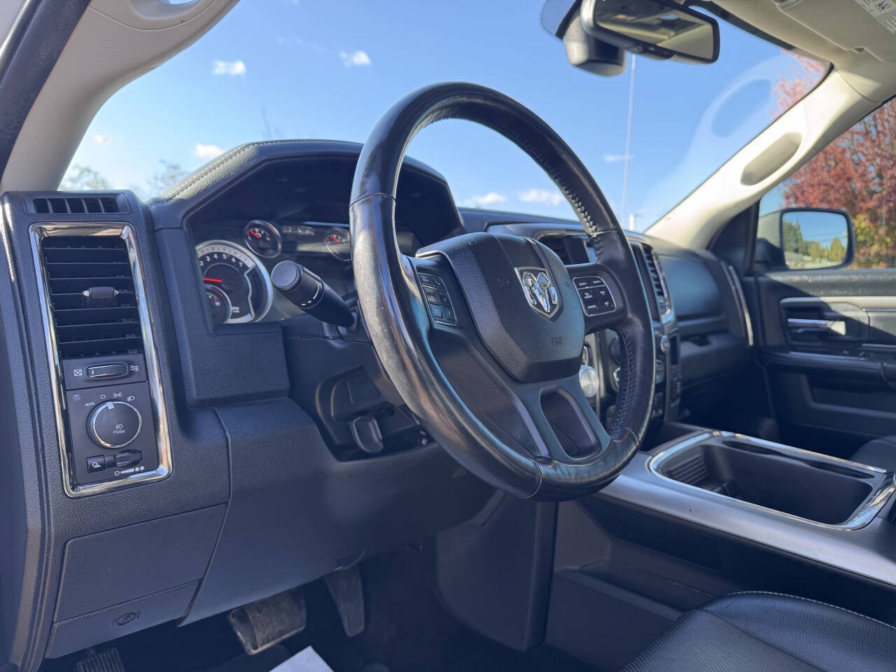 Used 2018 RAM 1500 Sport w/ Sport Premium Group AWD/4WD image 6