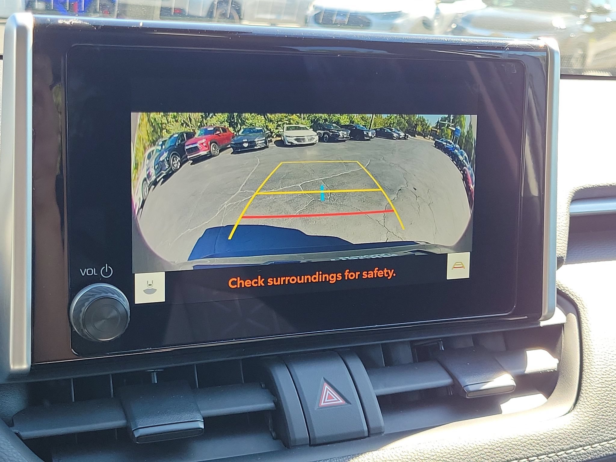 Used 2025 Toyota RAV4 XLE FWD image 18