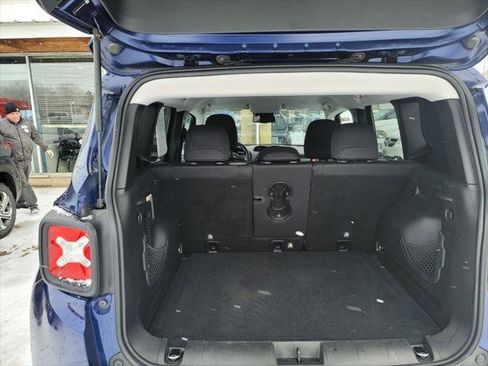 Used 2020 Jeep Renegade Trailhawk w/ Cold Weather Group image 7