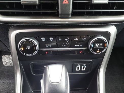 Used 2021 Ford EcoSport SE AWD/4WD image 18