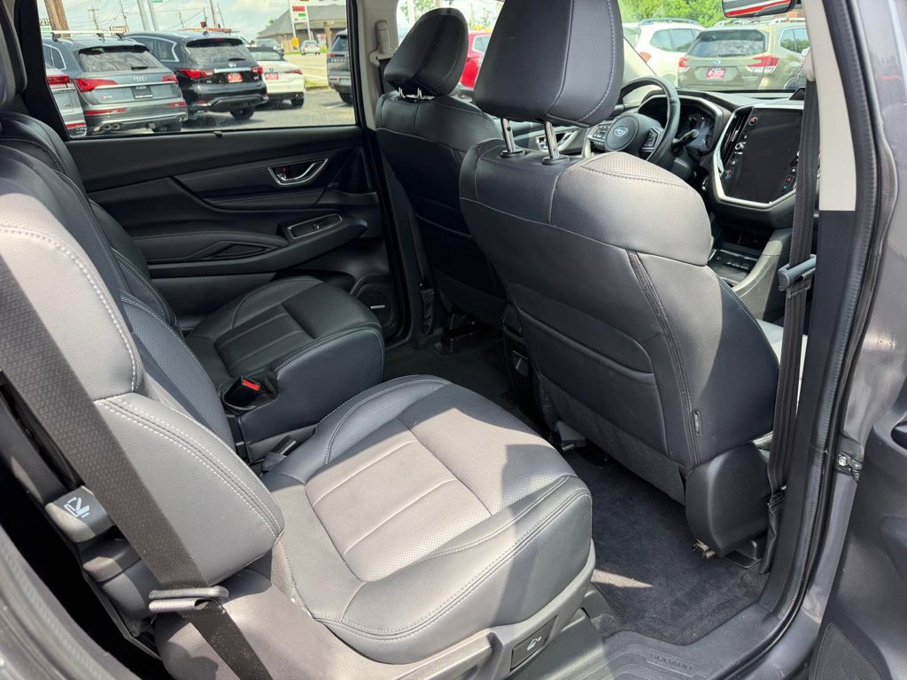 Used 2023 Subaru Ascent Limited w/ Technology Package AWD/4WD image 31