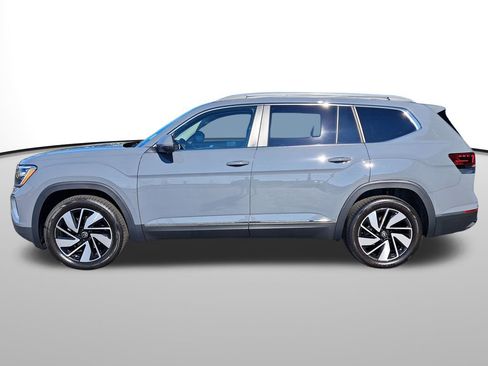 New 2025 Volkswagen Atlas SEL image 9