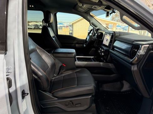 Used 2025 Ford F350 Lariat w/ FX4 Off-Road Package image 11