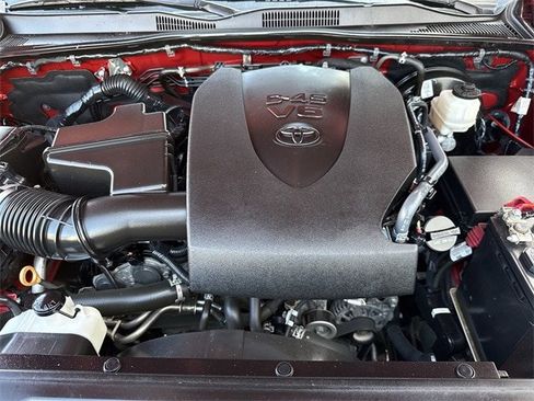 Used 2022 Toyota Tacoma SR w/ SX Package image 29