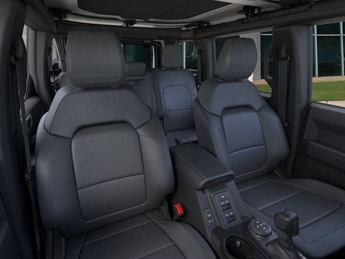 New 2025 Ford Bronco Badlands AWD/4WD image 10