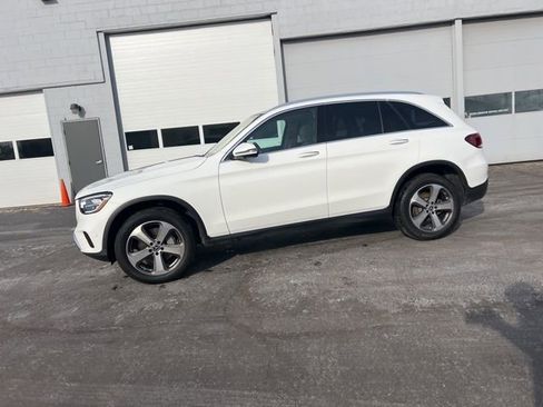 Used 2022 Mercedes-Benz GLC 300 4MATIC image 17